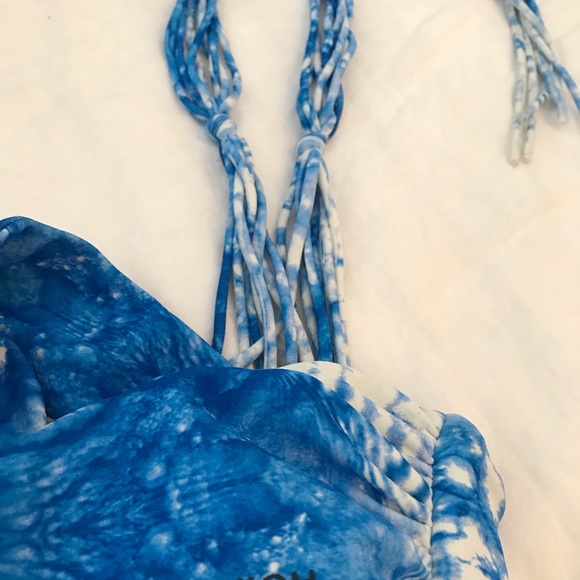 Adorable Mikoh bikini top - Picture 4 of 4